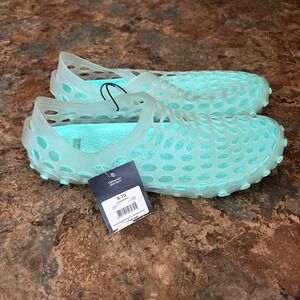 Athletic Works Water Shoes Womens Size 9-10 Beachwear Slip On Lightweight